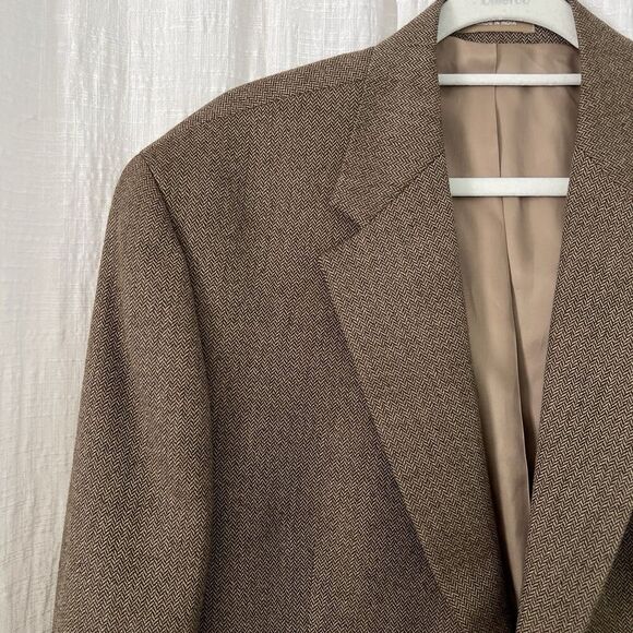 Izod Brown 100% Lambswool Herringbone 2 Button Satin Lined Blazer Sport Coat 44L - Picture 3 of 10